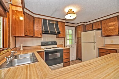 26A Holliston St, Medway, MA 02053 - photo 5