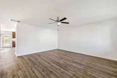 3506 Swanley Dr, Greensboro, NC 27405 - photo 4