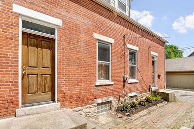 755 Macon Alley