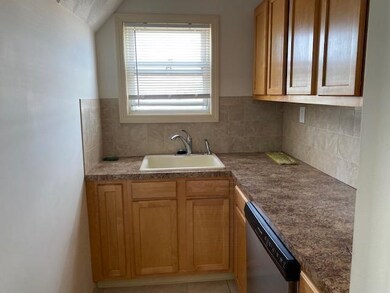 52 Charpentier Ave unit 2, Pawtucket, RI 02861 - photo 5