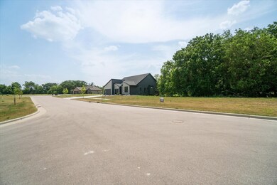 2720 Woodside Dr, Beloit, WI 53511 - photo 7