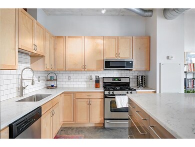 Tile backsplash, new sink and faucet
