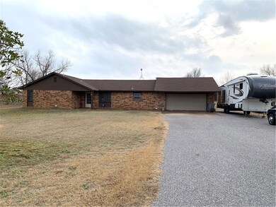 2405 Libra St, Shawnee, OK 74804 - photo 2