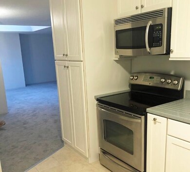 233 Cannongate III, Nashua, NH 03063 - photo 4