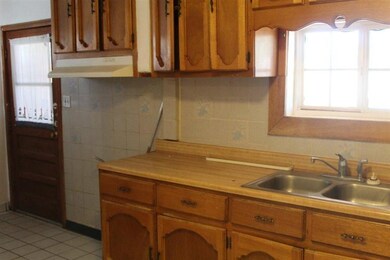 658 W Euclid Ave, El Centro, CA 92243 - photo 7