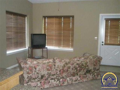 2901 NW 94th St, Topeka, KS 66618 - photo 2