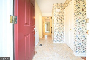 26 Inverin Cir, Lutherville Timonium, MD 21093 - photo 2