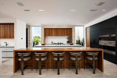 5611 N Wilkinson Rd, Paradise Valley, AZ 85253 - photo 7