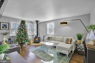 2114 N Line St, Lansdale, PA 19446 - photo 5