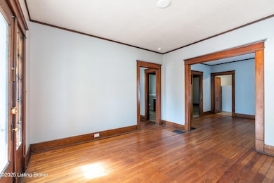 1704 S Preston St-12