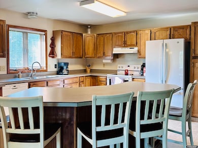 1542 Cloud Peak Dr, Worland, WY 82401 - photo 5