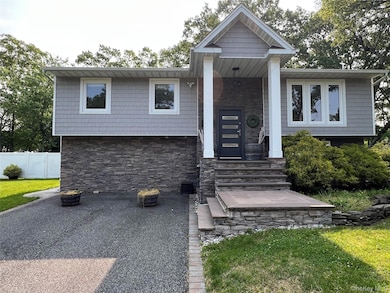 35 Junard Blvd, Port Jefferson Station, NY 11776 - photo 2