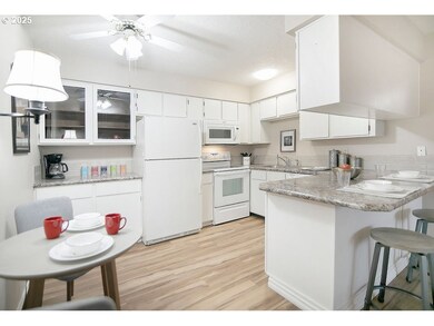 2005 Tibbetts Dr unit 203, Longview, WA 98632 - photo 7