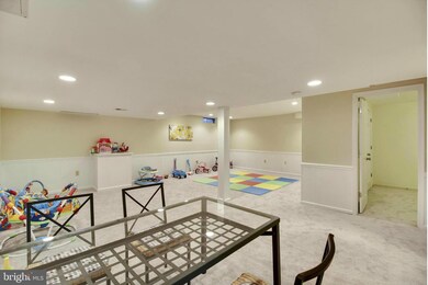 8801 Falls Chapel Way, Potomac, MD 20854 - photo 7