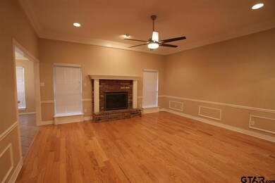 1302 Spring Branch Dr, Tyler, TX 75703 - photo 4