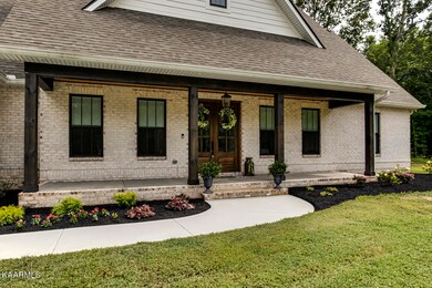 03_ButtermilkRoadW_3681_FrontPorch