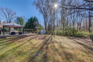 258 Jett Dr, Reidsville, NC 27320 - photo 7