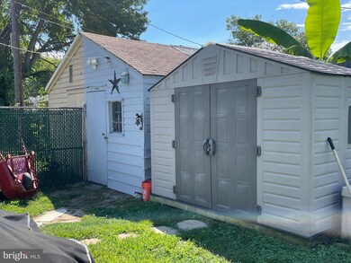 271 Market St, Penns Grove, NJ 08069 - photo 5