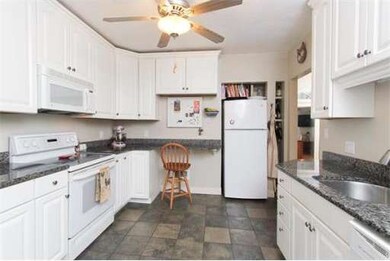 45 Park St unit 3, Danvers, MA 01923 - photo 3