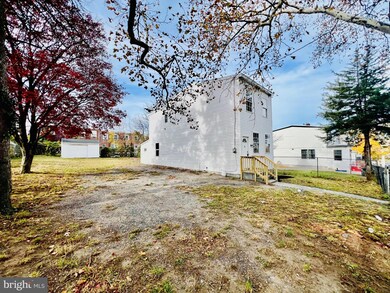 127 N 33rd St, Camden, NJ 08105 - photo 2