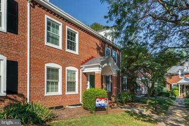 3346 S Wakefield St unit B1, Arlington, VA 22206 - photo 2