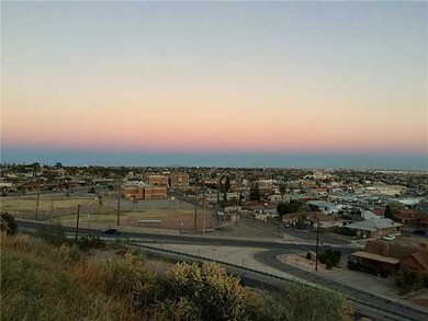 2707 Scenic Crest Cir, El Paso, TX 79930 - photo 6