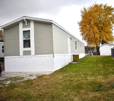 303 N 1st St unit 21, Rossville, IN 46065 - photo 2