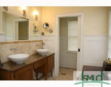 Master Bath/Spa.