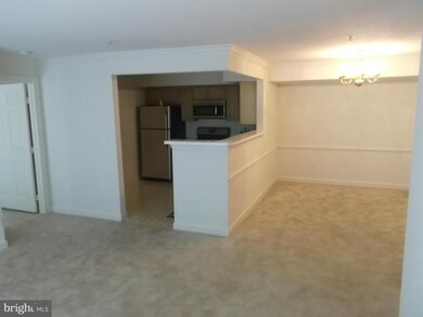 9224 Cardinal Forest Ln unit F, Lorton, VA 22079 - photo 7