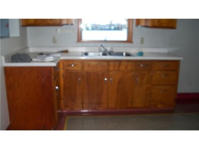 Kitchen. Plenty of cabinet space!