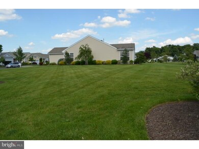 14 Newton Ct, Columbus, NJ 08022 - photo 3