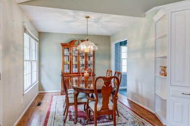 1603 W Hightree-038-SMALL