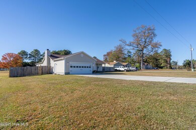 316 Mattocks Rd, Maysville, NC 28555 - photo 2