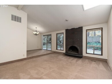 19370 SW Butternut St, Beaverton, OR 97007 - photo 3