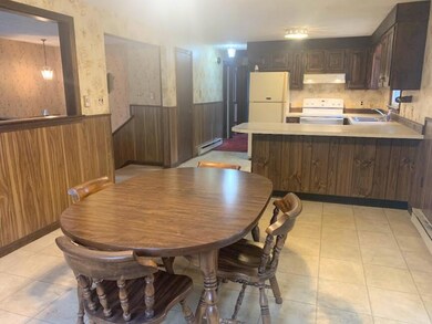 Dining Area, Pass-Thru to Living Room