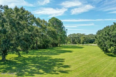 2409 E Broussard-59