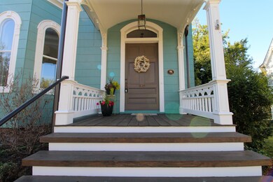 310 Berkeley Place, Staunton, VA 24401 - photo 3