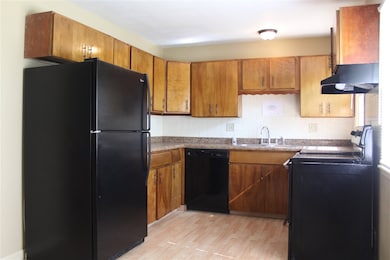 4038 SE Mercier St, Topeka, KS 66609 - photo 3