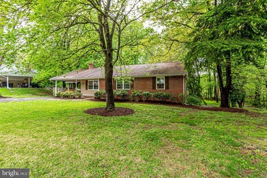 13616 Fairridge Dr, Silver Spring, MD 20904 - photo 2