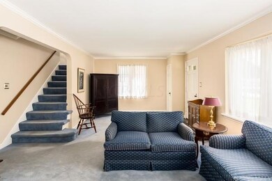 Living Room - view 3