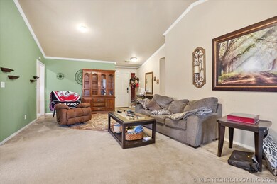 1109 S Mockingbird Ln, Skiatook, OK 74070 - photo 5