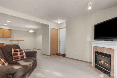 1001 W Casino Rd unit F105, Everett, WA 98204 - photo 4