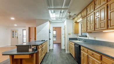 2005 W Baldridge St, Ennis, TX 75119 - photo 4