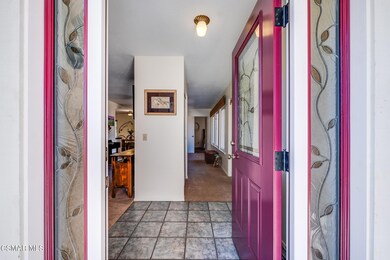 1637 Branch Ave - HsHProd-16