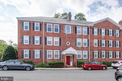2922 S Buchanan St unit A1, Arlington, VA 22206 - photo 2