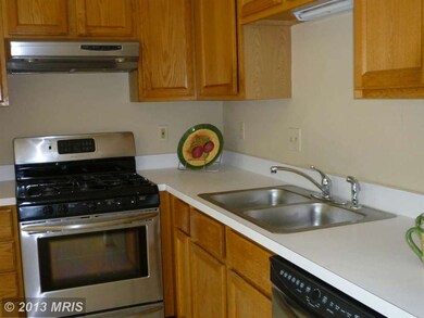 8577 Cabot Ct, Manassas, VA 20111 - photo 6