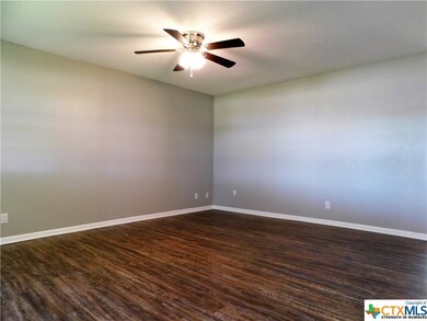 15885 Kari Ln, Troy, TX 76579 - photo 4