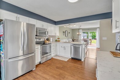 Remodeled kitchen in 2020, quartz countertops, new