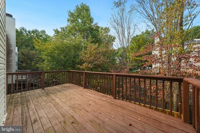 3022 Winter Pine Ct, Fairfax, VA 22031 - photo 6