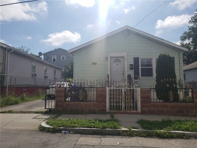 22 Halton St, Providence, RI 02907 - photo 5